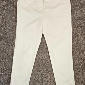 Women's Liz Claiborne career classic Emma white pants. Size 8